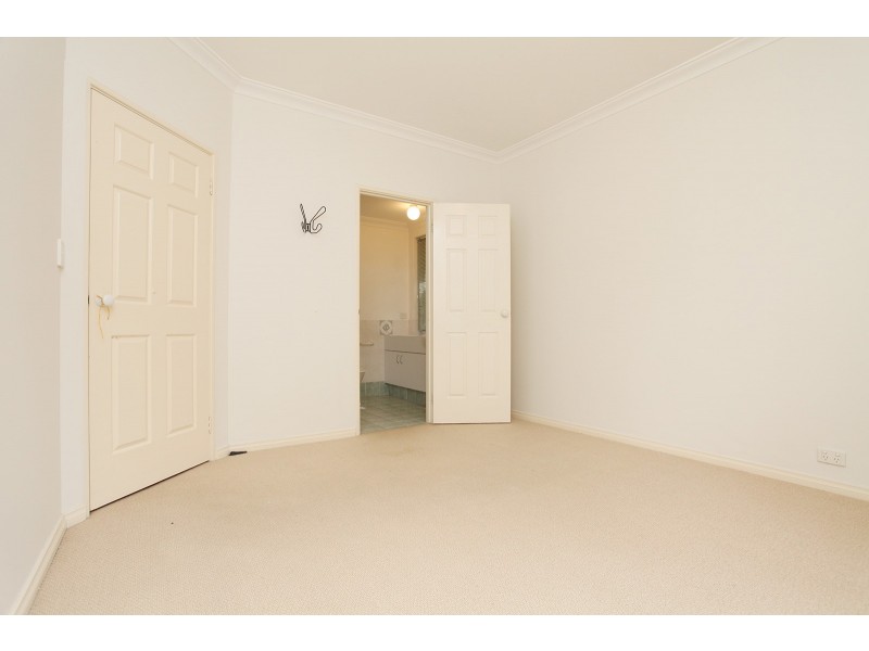 82 Thelma Street, Como WA 6152