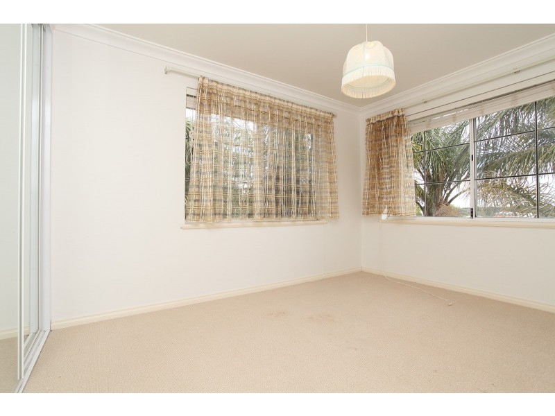 82 Thelma Street, Como WA 6152