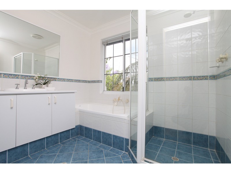 82 Thelma Street, Como WA 6152