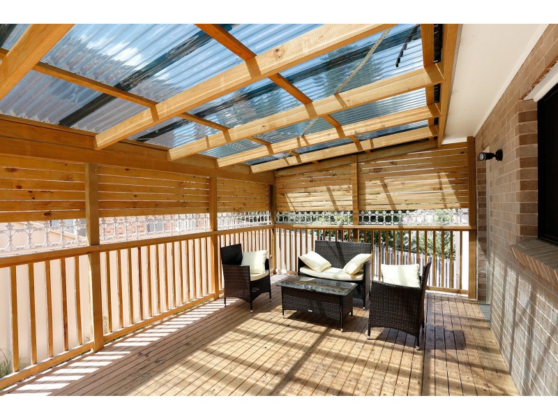 15 Vaucluse Place, Glen Alpine NSW 2560