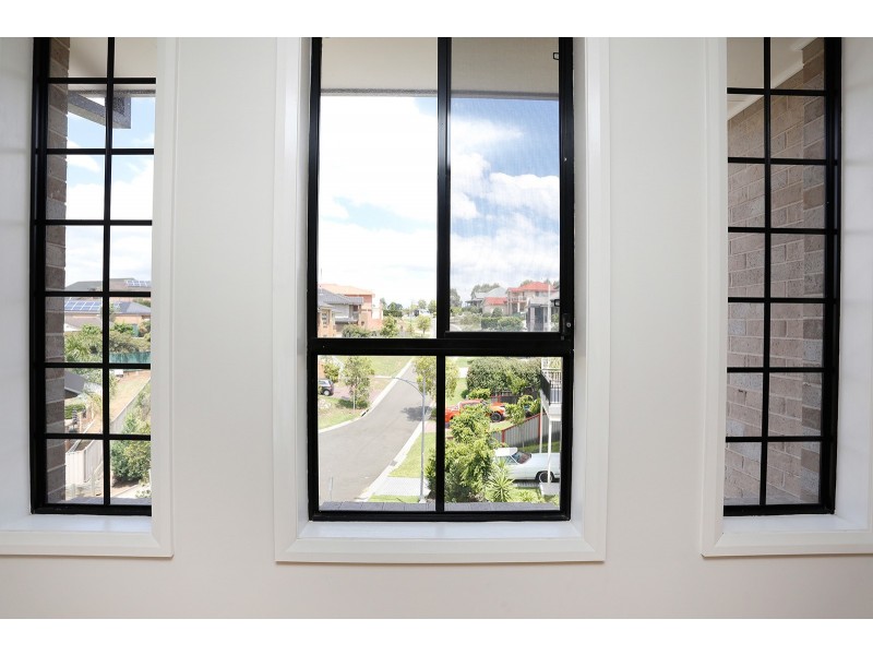 15 Vaucluse Place, Glen Alpine NSW 2560