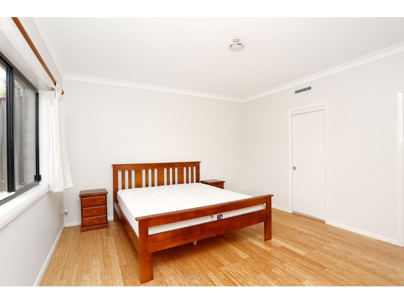 15 Vaucluse Place, Glen Alpine NSW 2560