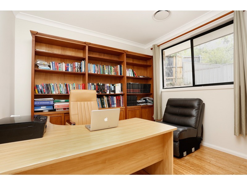 15 Vaucluse Place, Glen Alpine NSW 2560