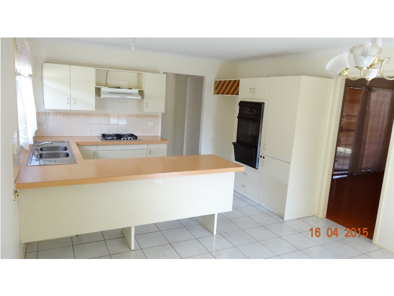 37 Goddard Cr, Quakers Hill NSW 2763