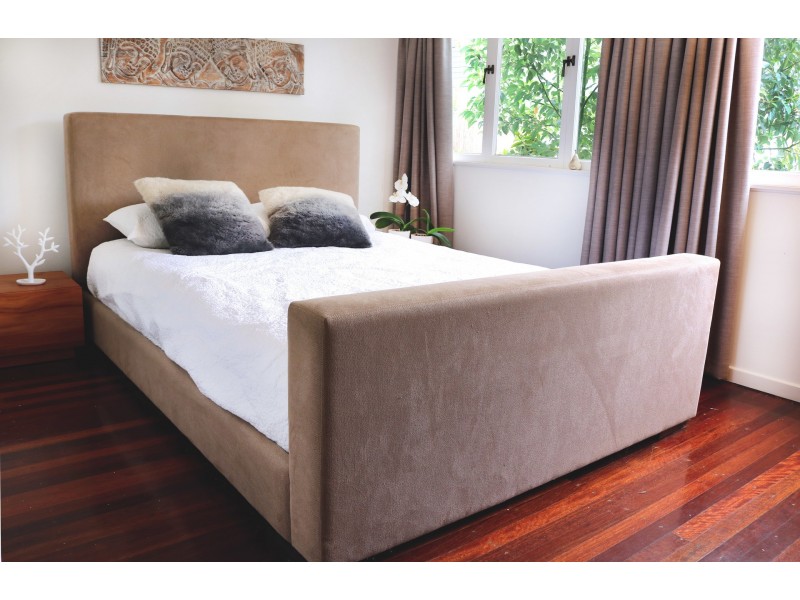 13 Tarbet St, Kenmore QLD 4069