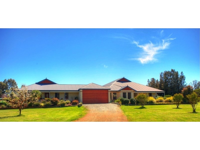 35 Barip Place, Oakford WA 6121