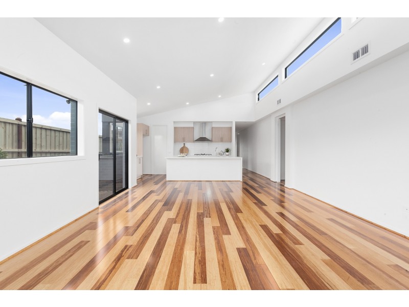 13 Wiyn Ave, Torquay VIC 3228