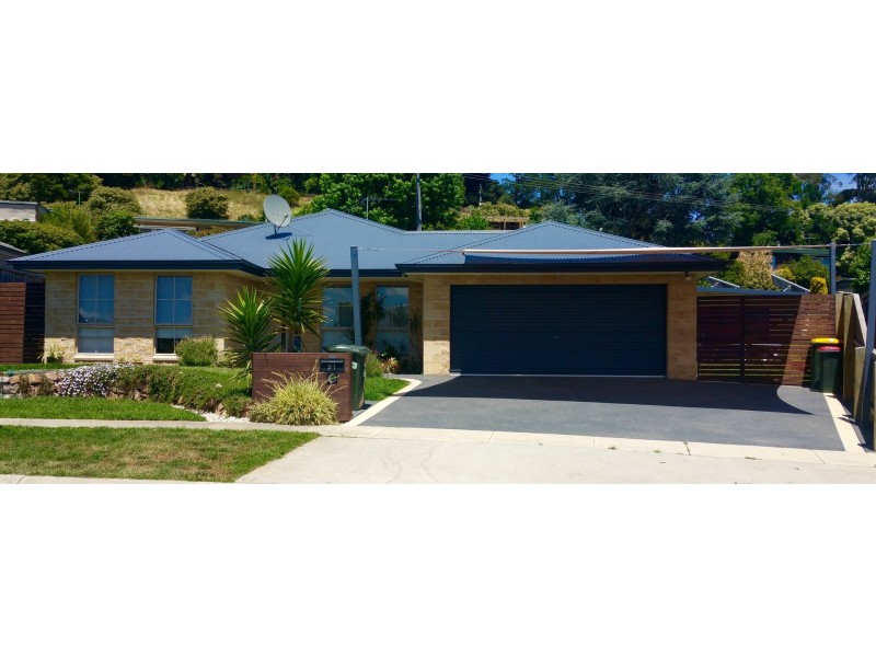 21 Fernlea Close, Trafalgar VIC 3824