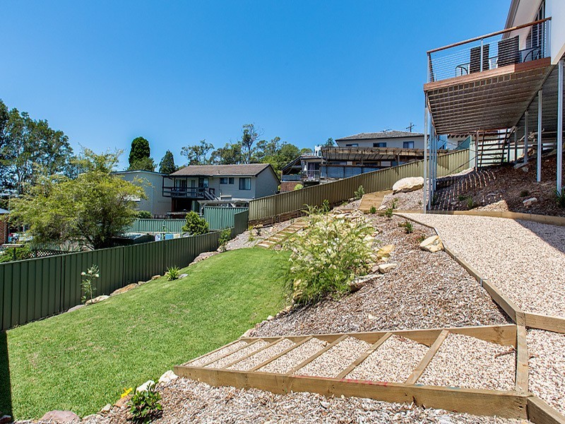 9 Bundanoon Road, Engadine NSW 2233