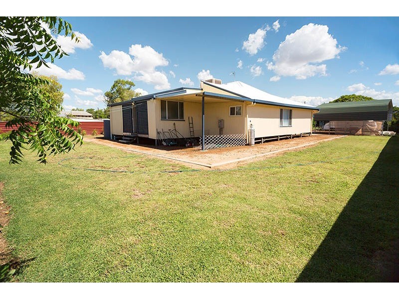 34 May Street, Blackall QLD 4472