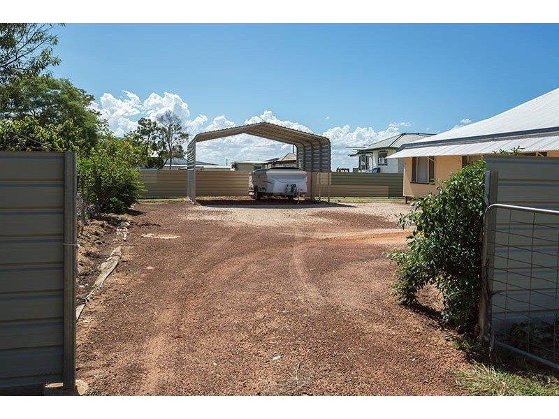 34 May Street, Blackall QLD 4472
