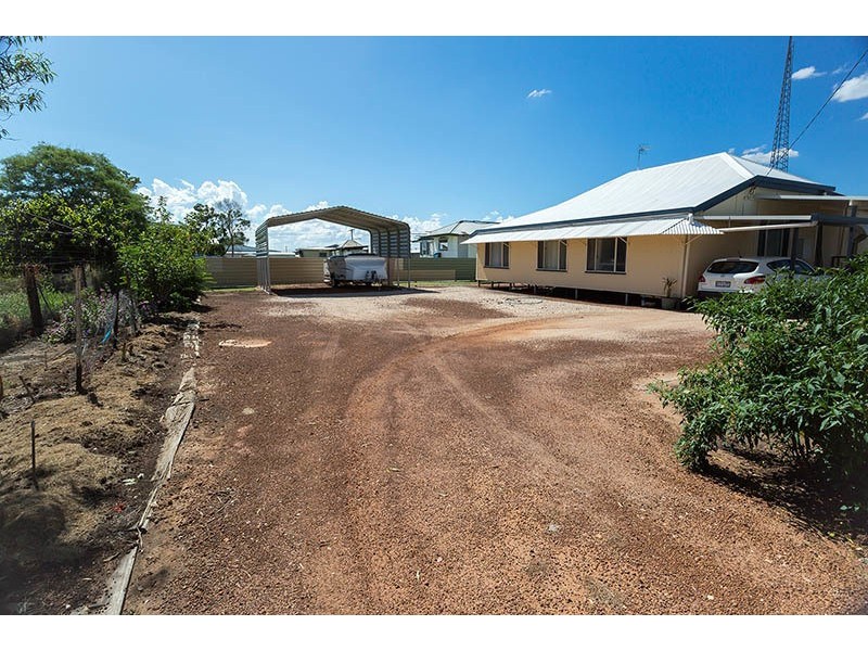 34 May Street, Blackall QLD 4472