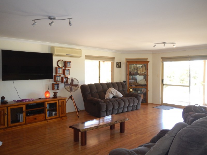 5 Richmond Road, Gidgegannup WA 6083