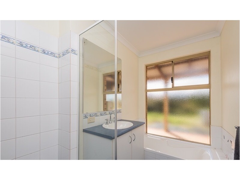 5 Richmond Road, Gidgegannup WA 6083