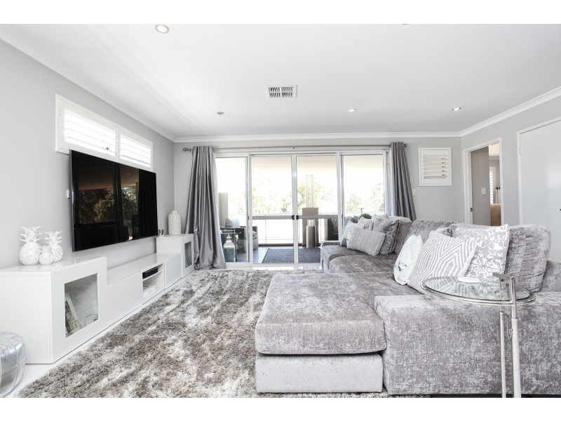 52 Mannikin Heights, Beeliar WA 6164