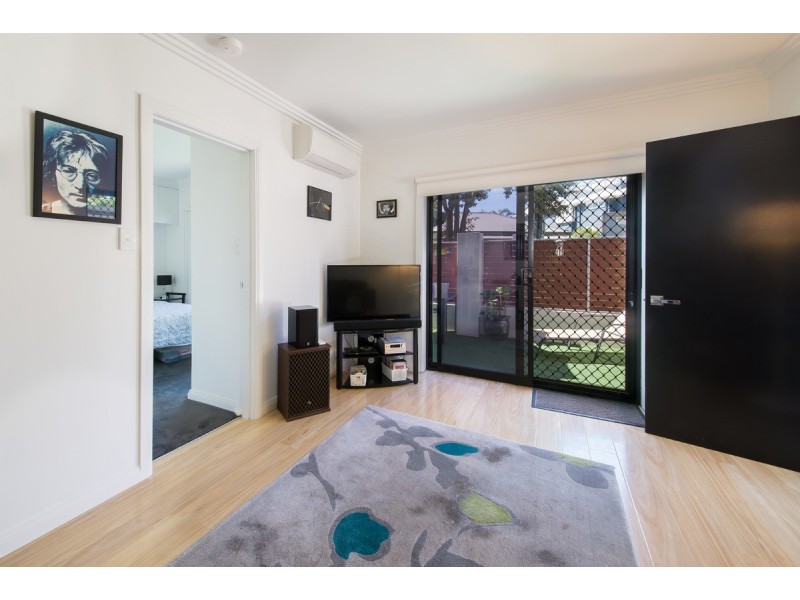 1/1a Spray Street, Parkdale VIC 3195