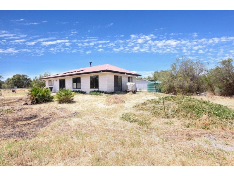 Lot 15, 7 Triandra court, Banjup WA 6164