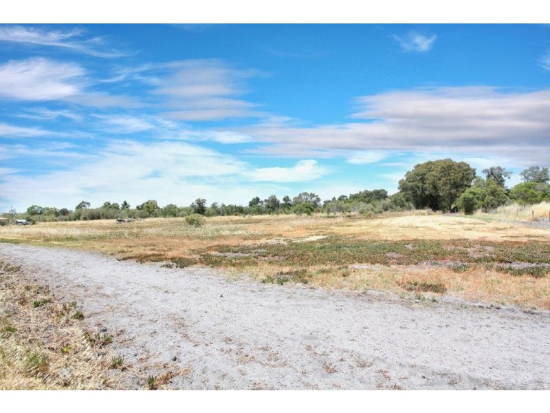Lot 15, 7 Triandra court, Banjup WA 6164