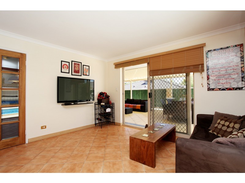 11 Menteith Place, Kinross WA 6028