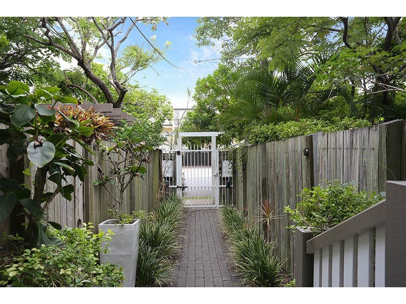 3/74 Kent Street, New Farm QLD 4005