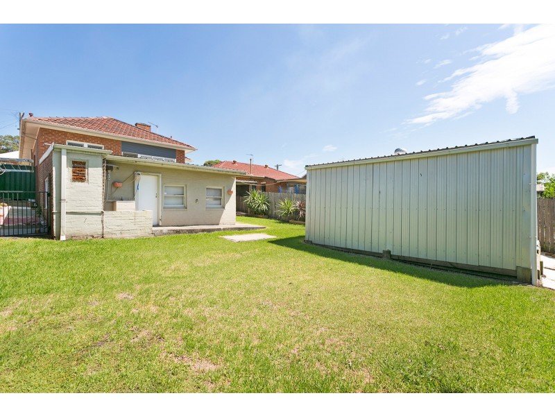 9 Lee Street, Warrawong NSW 2502