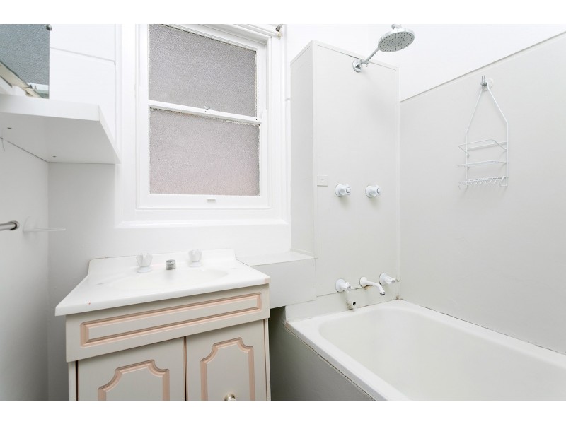 9 Lee Street, Warrawong NSW 2502