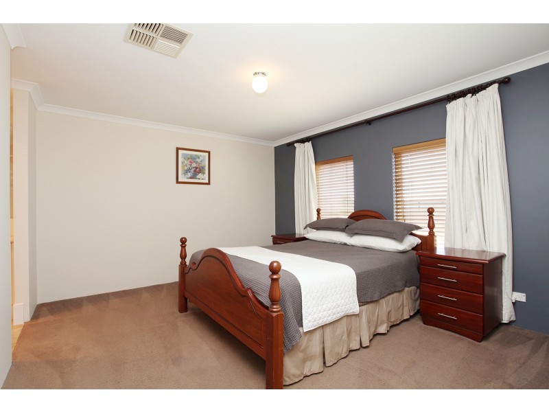 14 WELBY CRESENT, High Wycombe WA 6057