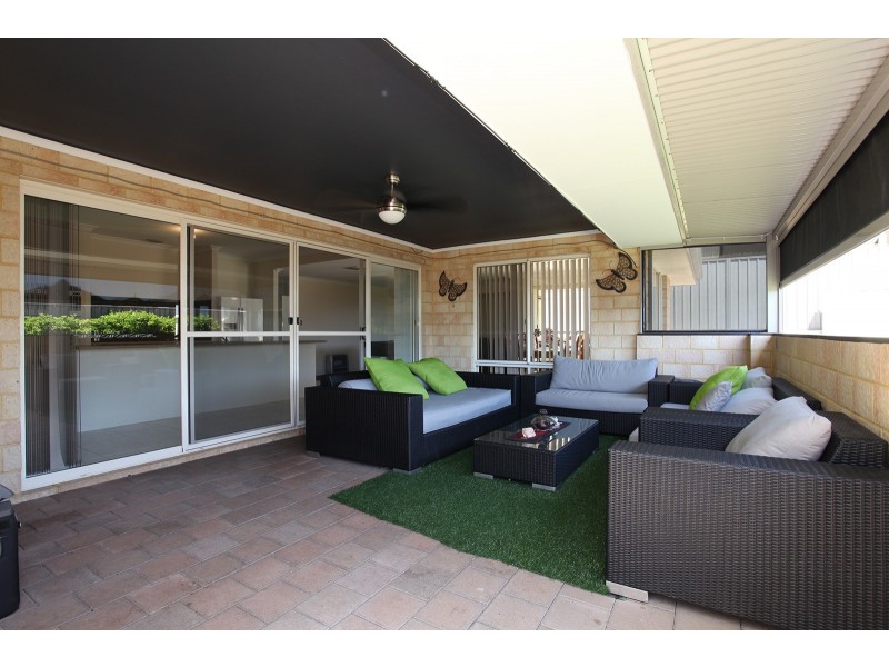 14 WELBY CRESENT, High Wycombe WA 6057