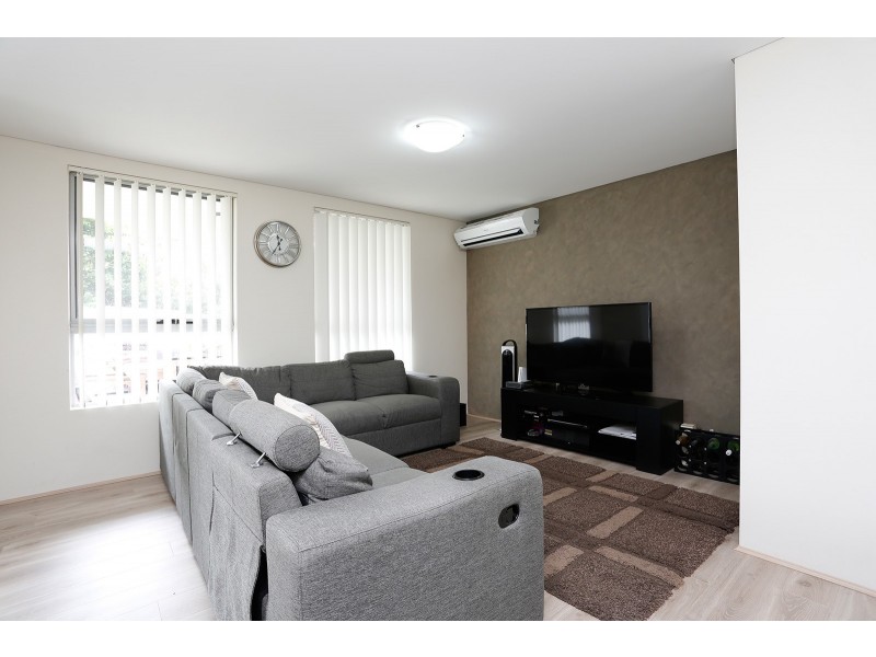 25/96-98 Nuwarra Road, Moorebank NSW 2170