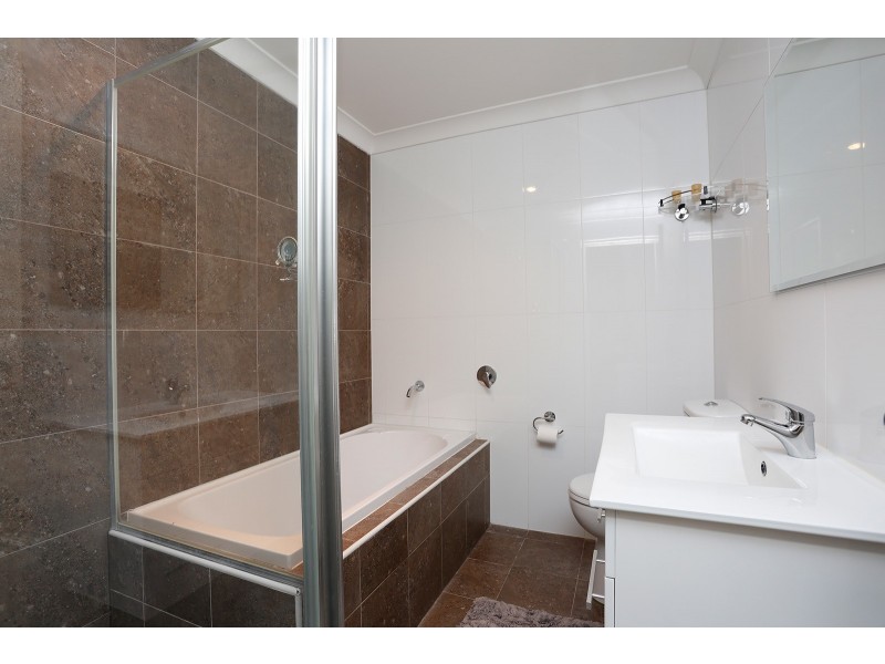 25/96-98 Nuwarra Road, Moorebank NSW 2170