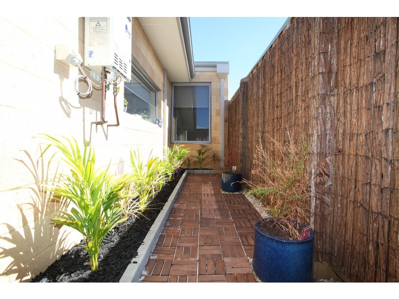 322 Banrock Drive, Ellenbrook WA 6069