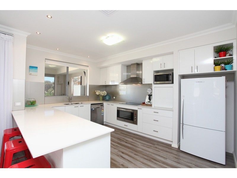 14 Maranel St, Falcon WA 6210