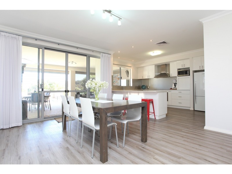 14 Maranel St, Falcon WA 6210