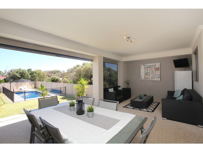 14 Maranel St, Falcon WA 6210