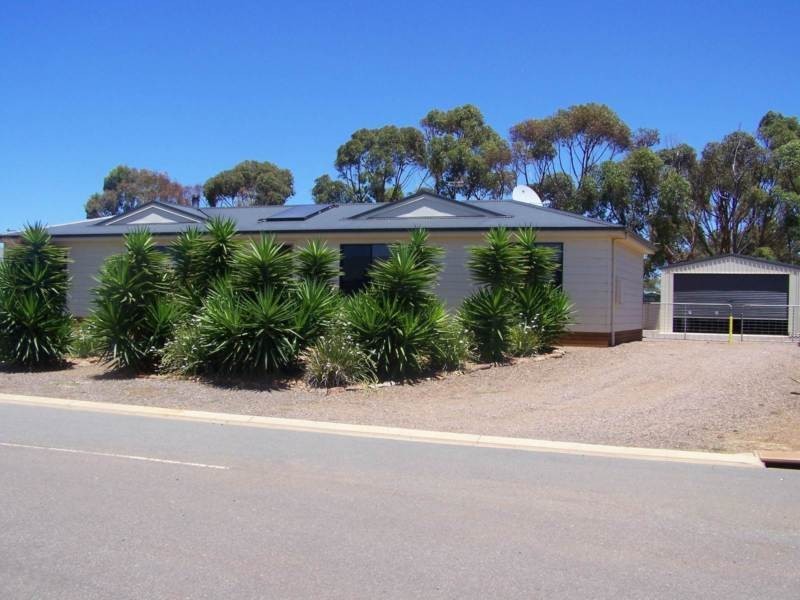 21 Natasha Drive, Poonindie SA 5607