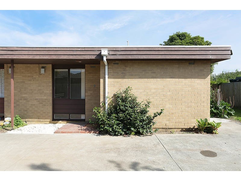 6/14 Manly St, Werribee VIC 3030