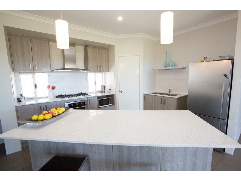 63 Kimberley Drive, Secret Harbour WA 6173