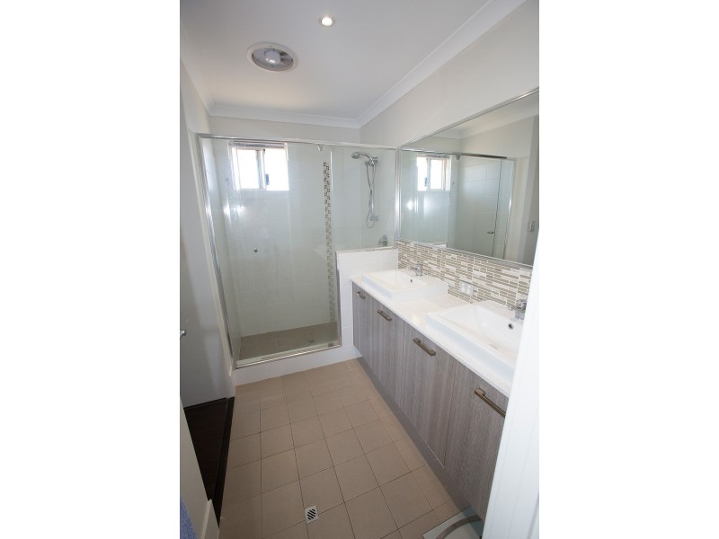 63 Kimberley Drive, Secret Harbour WA 6173