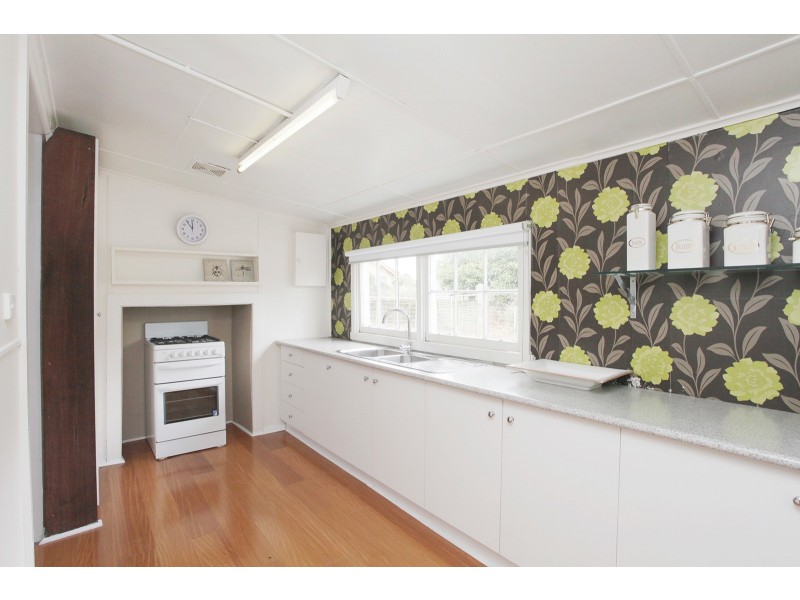 17 William St, Lismore VIC 3324