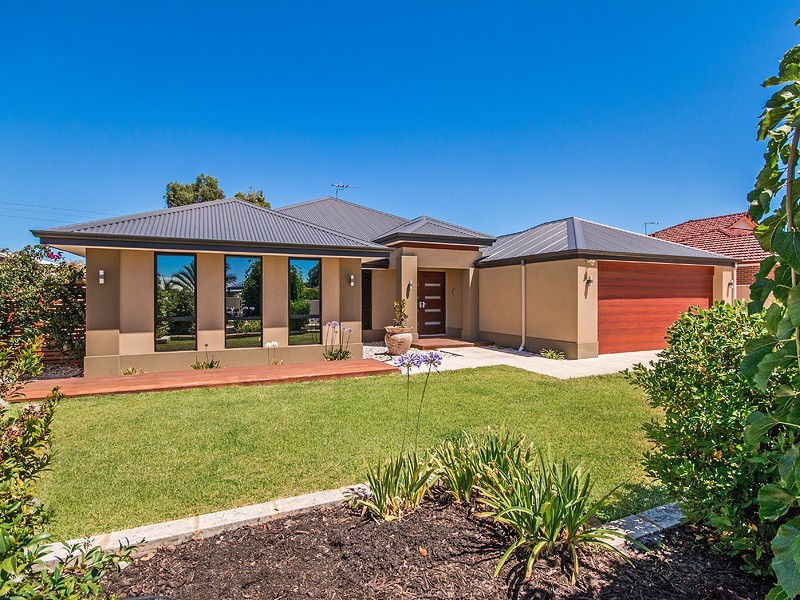 83 Midsummer Circle, Pinjarra WA 6208