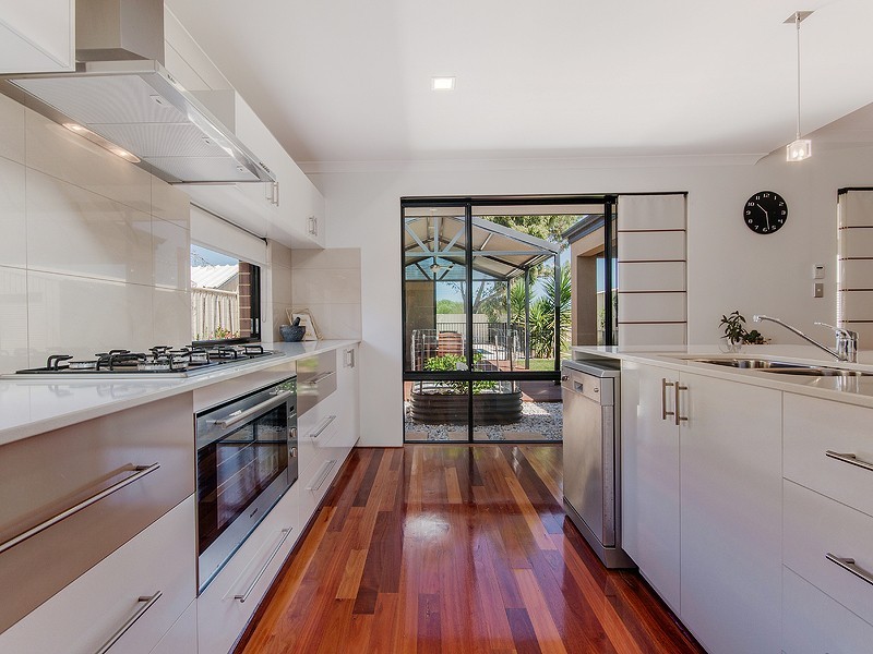 83 Midsummer Circle, Pinjarra WA 6208