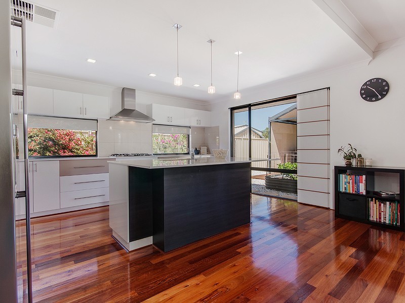 83 Midsummer Circle, Pinjarra WA 6208