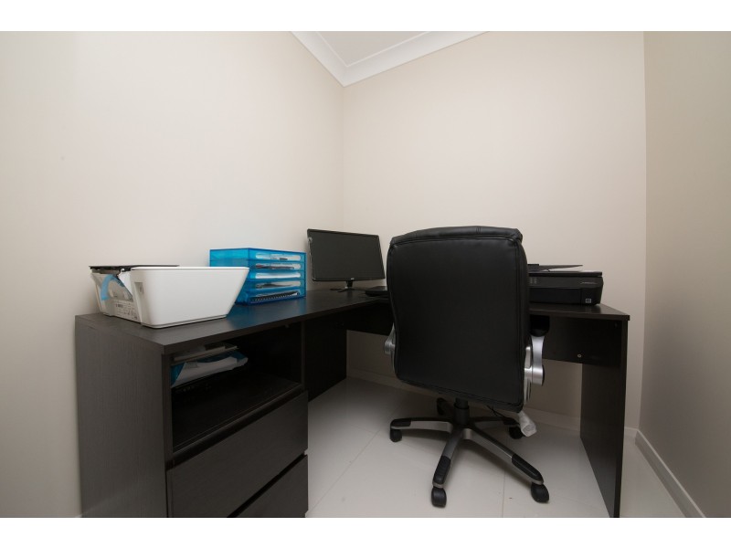 33 Lincoln Parkway, Dubbo NSW 2830