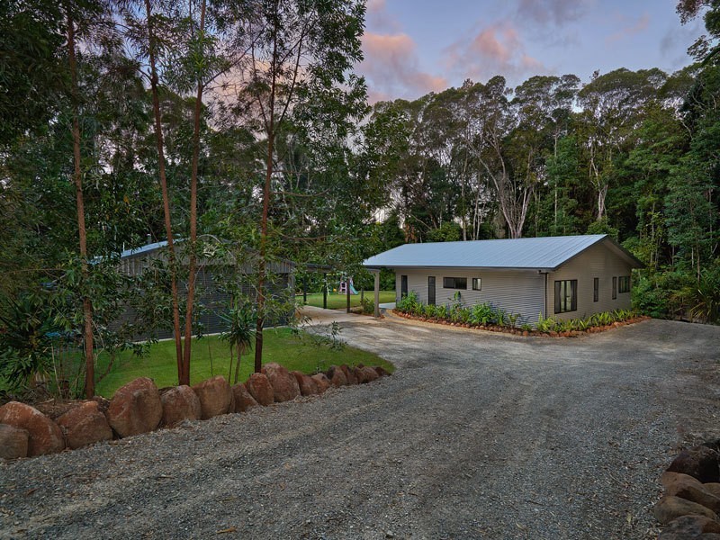 8 Christensen Road, Kuranda QLD 4881