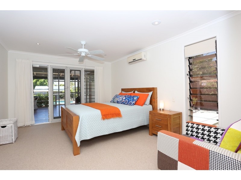 8 Woodroffe Street, Little Mountain QLD 4551