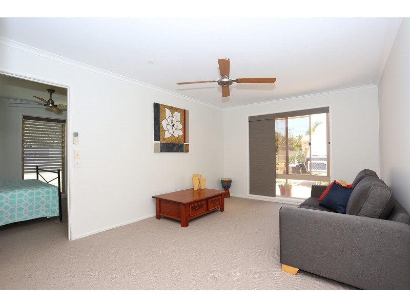 8 Woodroffe Street, Little Mountain QLD 4551