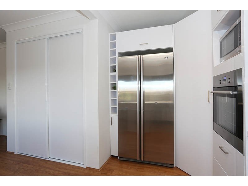 4/42 Macaulay St, Coorparoo QLD 4151