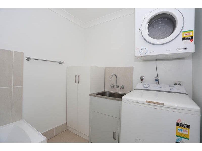 4/42 Macaulay St, Coorparoo QLD 4151