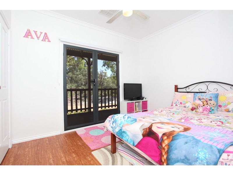 132 Ghost Gum Ridge, Chittering WA 6084