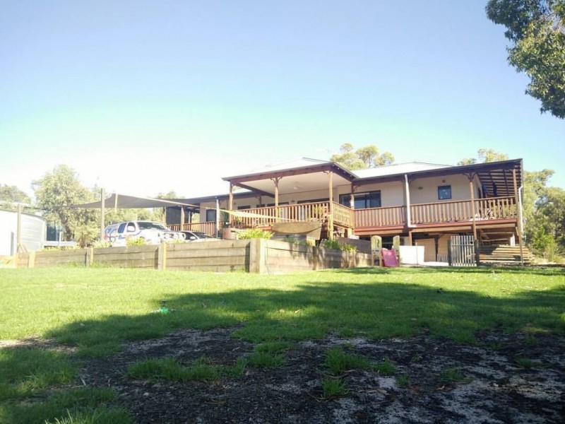 132 Ghost Gum Ridge, Chittering WA 6084